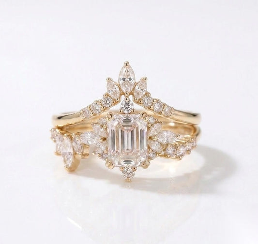 1.6 CT Emerald Cluster Moissanite Bridal Set
