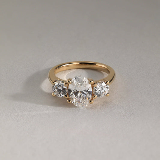 2 CT Oval Three Stone Moissanite Engagement Ring