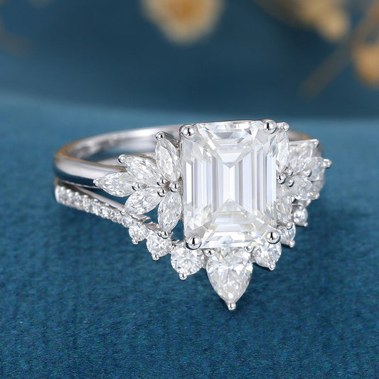 1.6 CT Emerald Cluster Moissanite Bridal Set