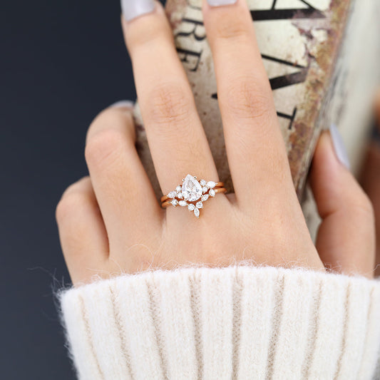 1.2 CT Pear Cluster Moissanite Bridal Set