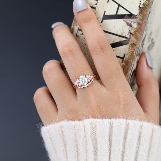 1.33 CT Oval Cluster Moissanite Bridal Set