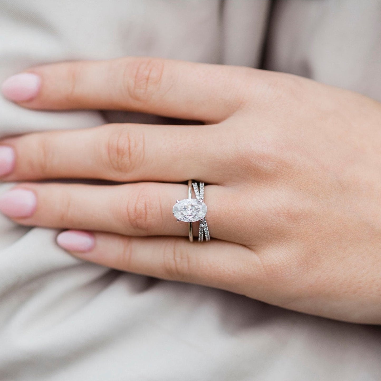 2.7 CT Oval Solitaire Moissanite Engagement Ring
