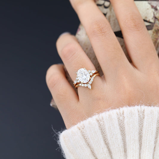 3 CT Oval Cluster Moissanite Bridal Set