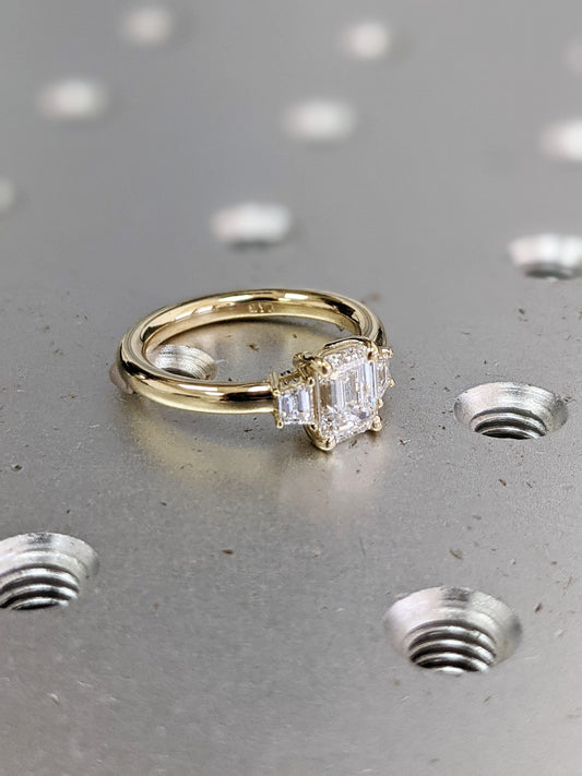 1.2 CT Round Solitaire Moissanite Engagement Ring