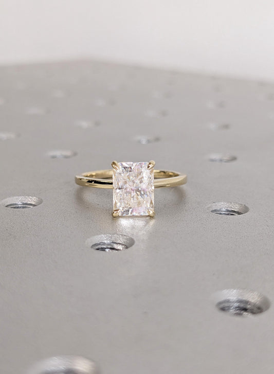1.2 CT Round Solitaire Moissanite Engagement Ring