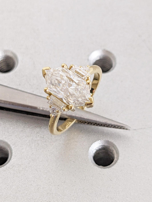 1.2 CT Round Solitaire Moissanite Engagement Ring