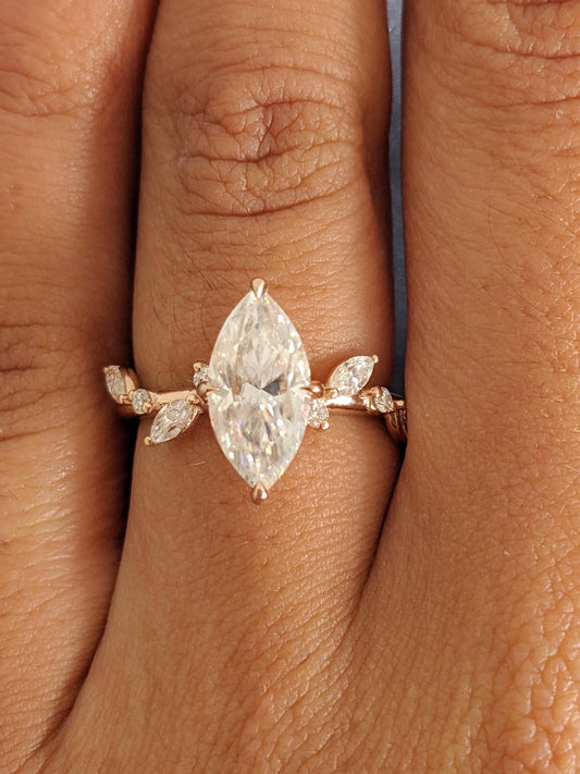 1.2 CT Round Solitaire Moissanite Engagement Ring