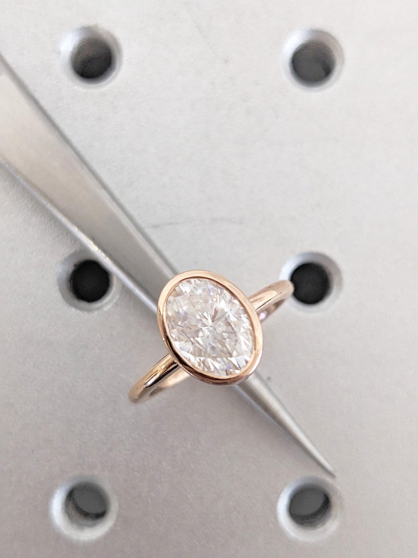 1.2 CT Round Solitaire Moissanite Engagement Ring