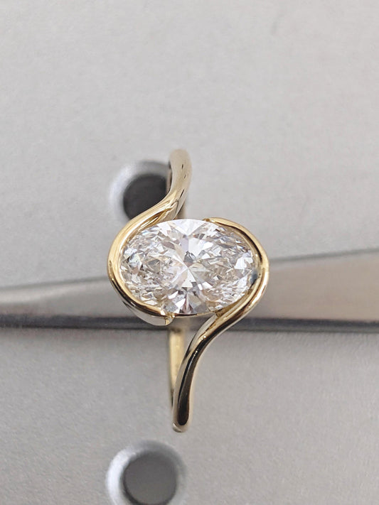 1.2 CT Round Solitaire Moissanite Engagement Ring