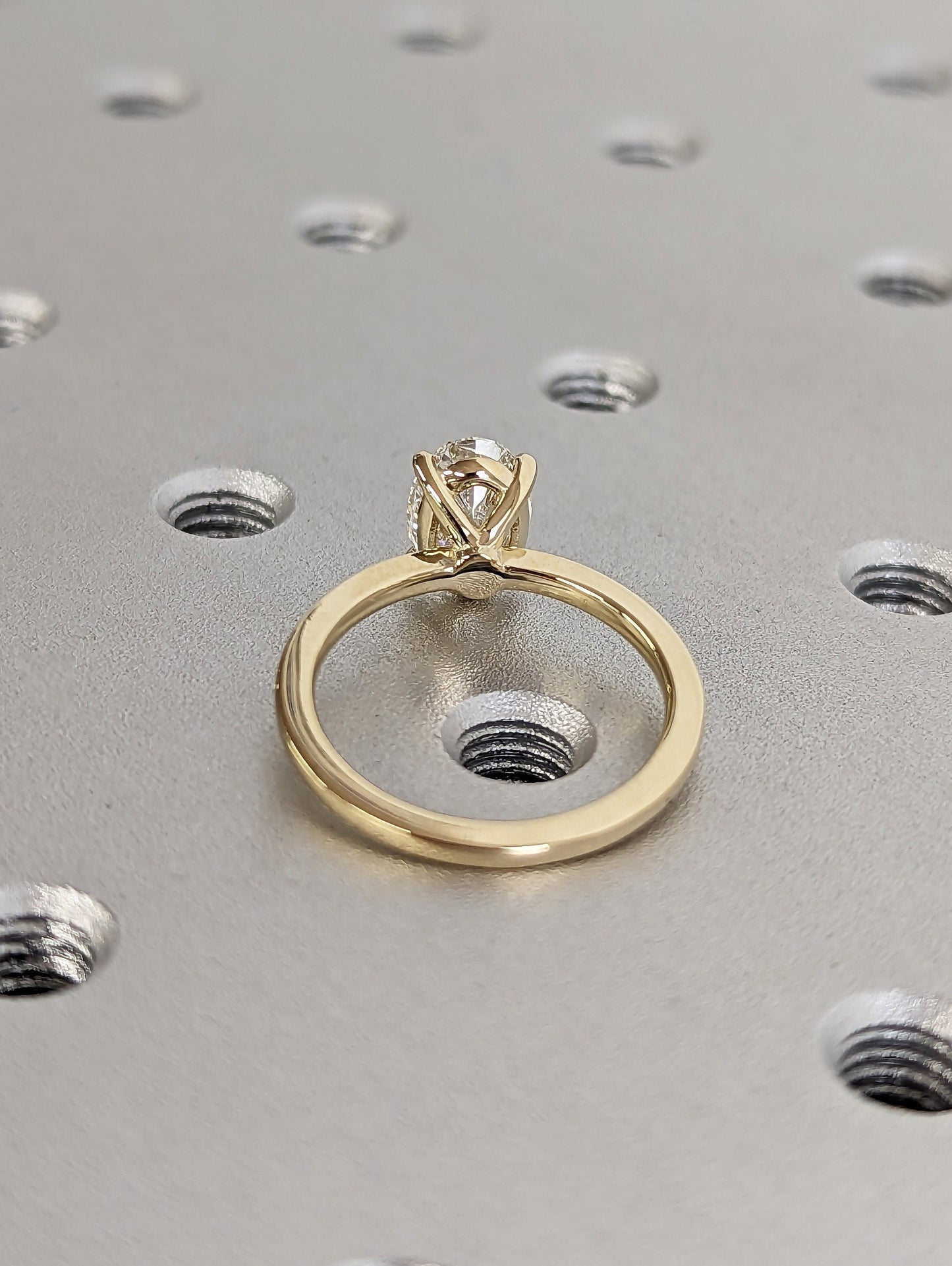 1.2 CT Round Solitaire Moissanite Engagement Ring