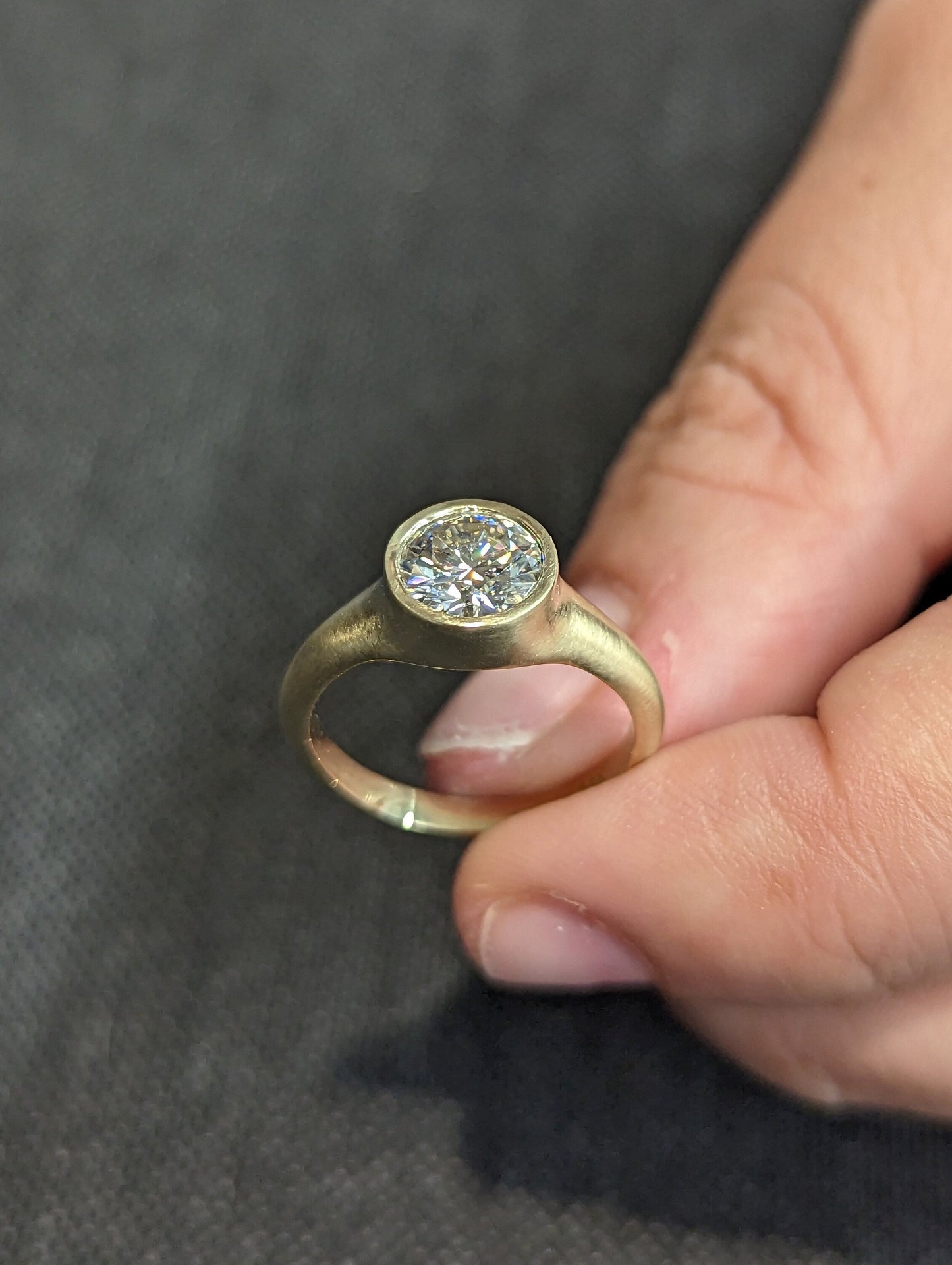 1.2 CT Round Solitaire Moissanite Engagement Ring