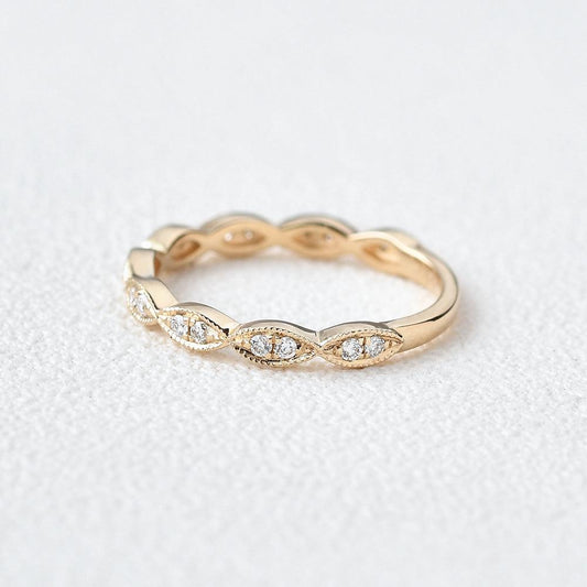 0.16 TCW Round Milgrain Moissanite Wedding Band