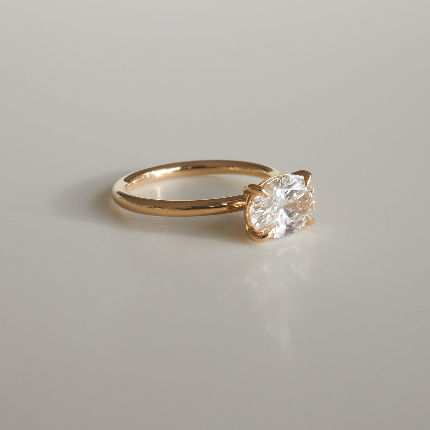 2 CT Oval Solitaire Moissanite Engagement Ring