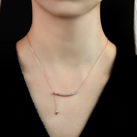 0.25 CT Round Moissanite Necklace In Curved Design