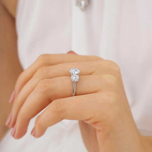 1.5 CT Round Three Stone Moissanite Engagement Ring