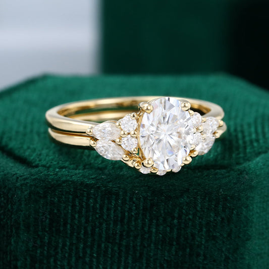 1.33 CT Oval Cluster Moissanite Bridal Set