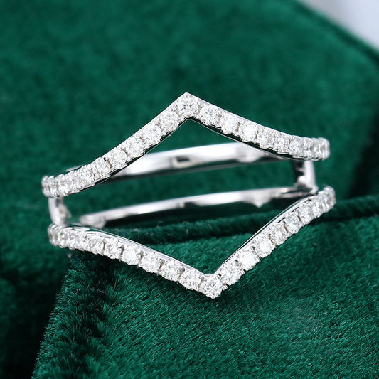 0.45 TCW Round Double Curved Moissanite Wedding Band