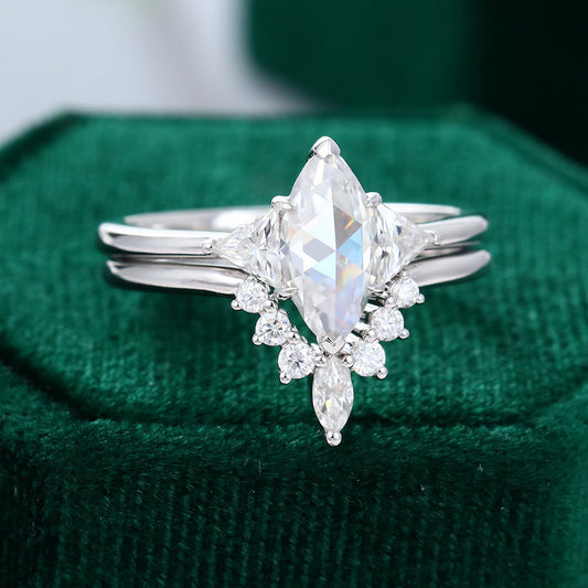 0.9 CT Marquise Three Stone Moissanite Bridal Set