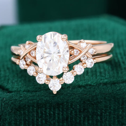 1.33 CT Oval Cluster Moissanite Bridal Set