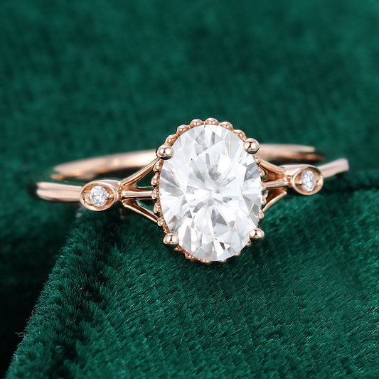 1.33 CT Oval Three Stone Moissanite Engagement Ring