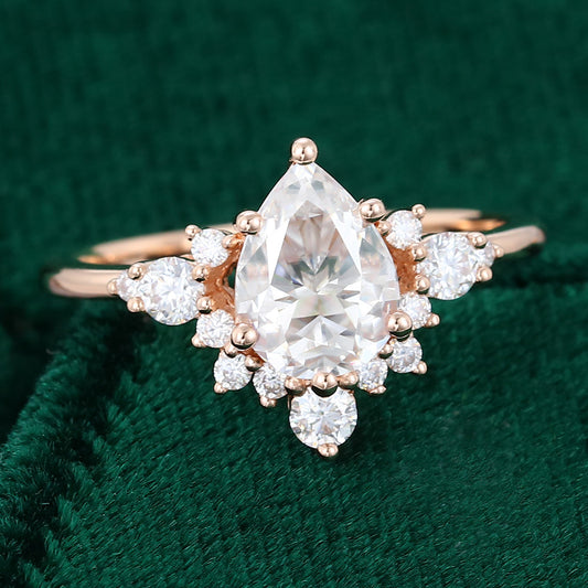 1 CT Pear Cluster Moissanite Engagement Ring