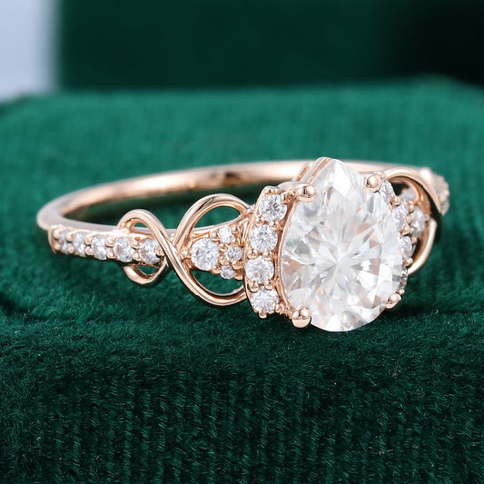 1 CT Pear Cluster Moissanite Engagement Ring