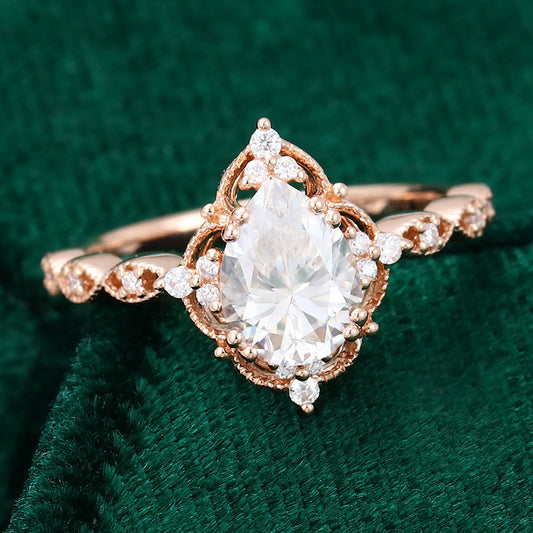 1 CT Pear Vintage Cluster Moissanite Engagement Ring
