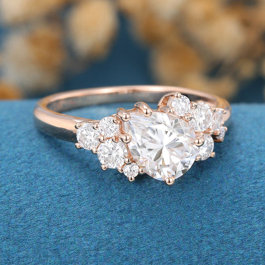 1 CT Pear Cluster Moissanite Engagement Ring