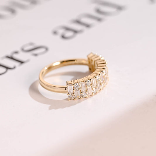 0.5 TCW Round & Baguette Cluster Moissanite Wedding Band