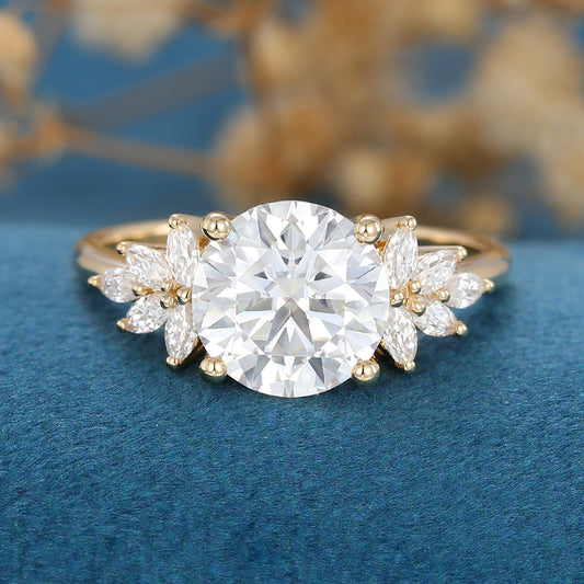 1.9 CT Round Cluster Moissanite Engagement Ring