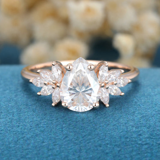 1 CT Pear Cluster Moissanite Engagement Ring