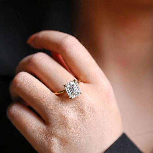 2.0 CT Emerald Hidden Halo Moissanite Engagement Ring