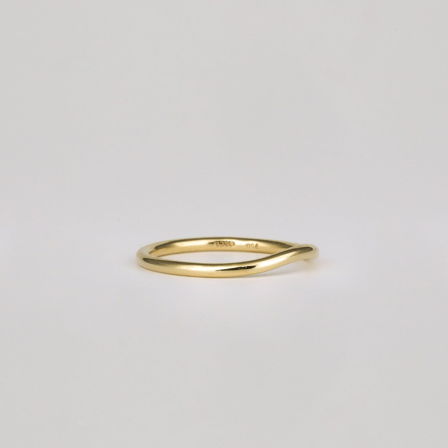 Classic Curved Wedding Band