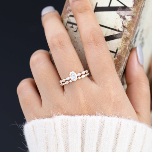 0.84 CT Oval Pave Moissanite Bridal Set