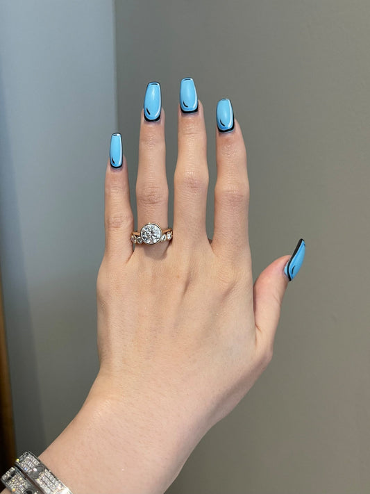 2.5 CT Round Shaped Moissanite Engagement Ring In Solitaire Design