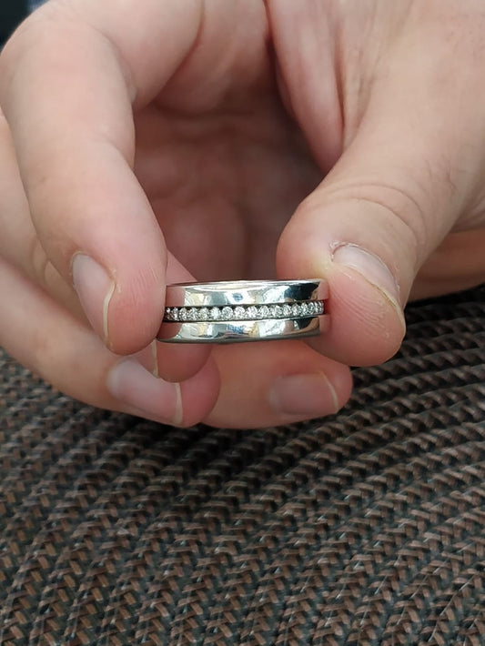 0.85 CT Round Shaped Stones Classic Men's Wedding Band