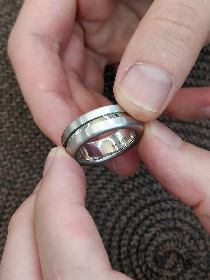 0.85 CT Round Shaped Stones Classic Men's Wedding Band