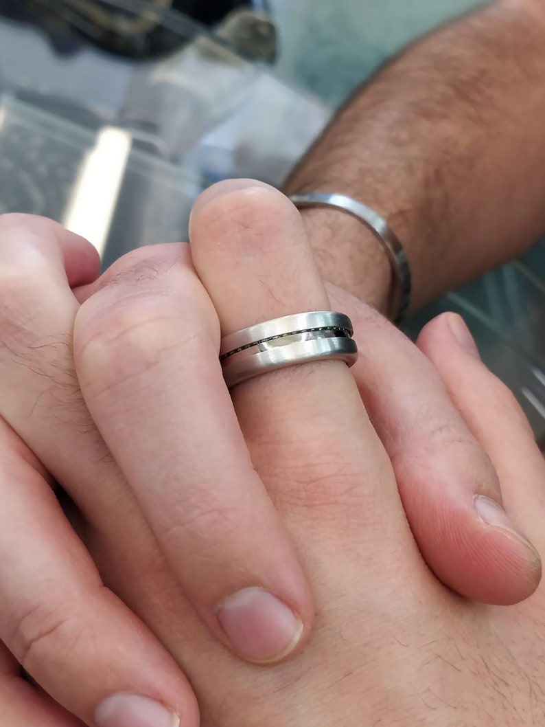 0.85 CT Round Shaped Stones Classic Men's Wedding Band