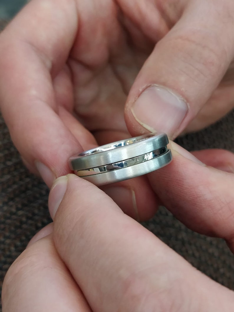 0.85 CT Round Shaped Stones Classic Men's Wedding Band