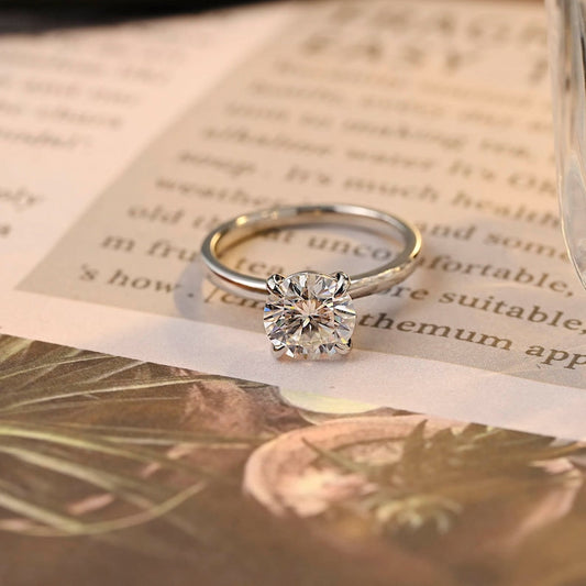 2 CT Round Solitaire Moissanite Engagement Ring