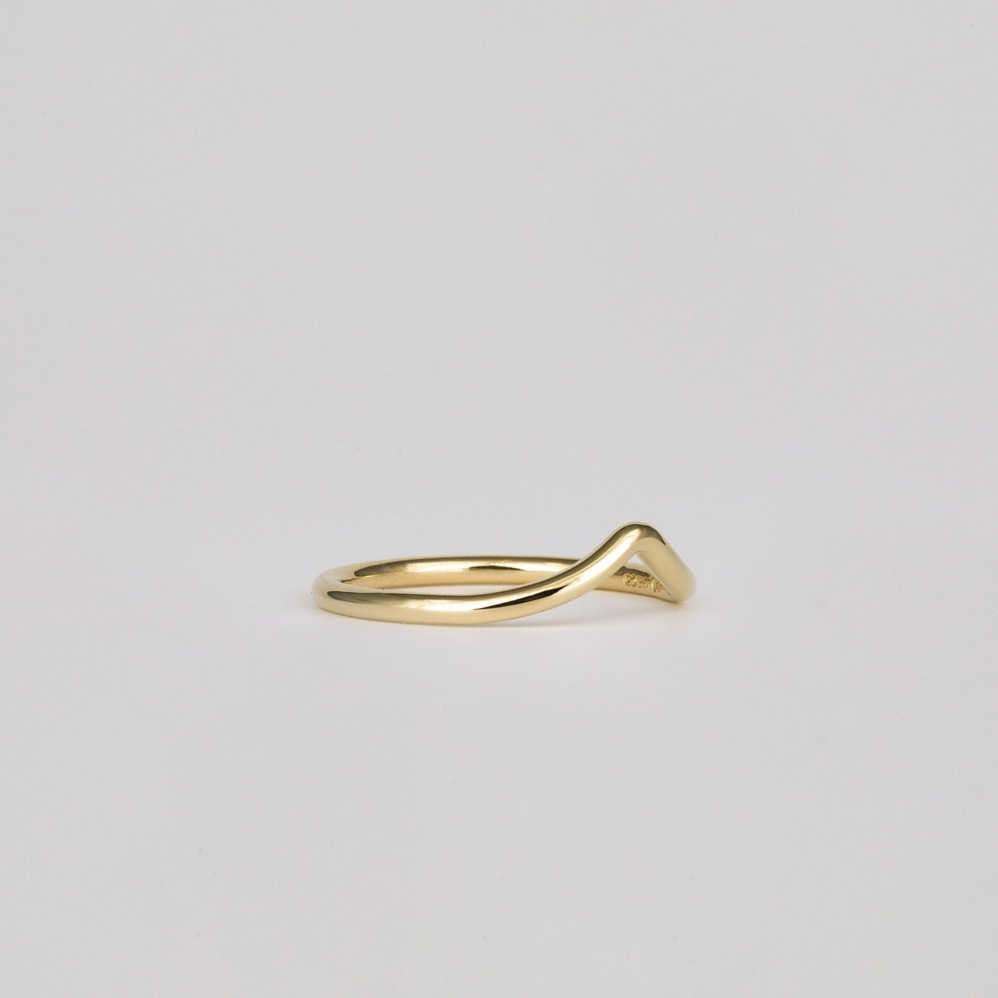Classic Curved Wedding Band