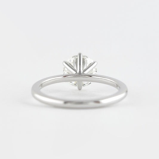 1.0 CT Round Solitaire Style Moissanite Engagement Ring 2
