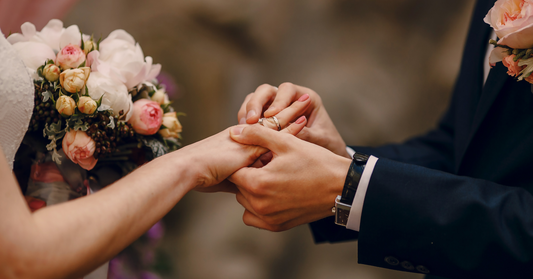 How to Wear Engagement Ring and Wedding Band