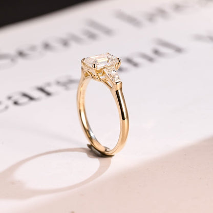 2.0 CT Emerald Three Stone Moissanite Engagement Ring