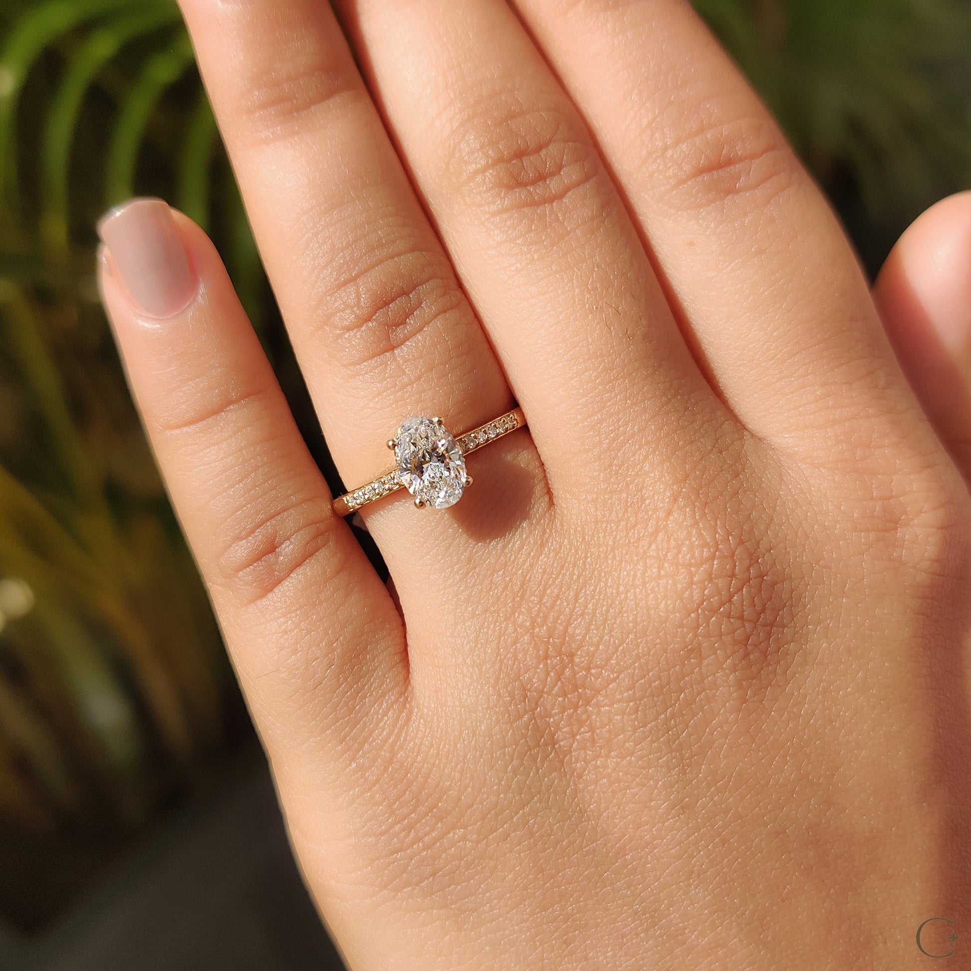 1 CT Oval Pave Moissanite Engagement Ring