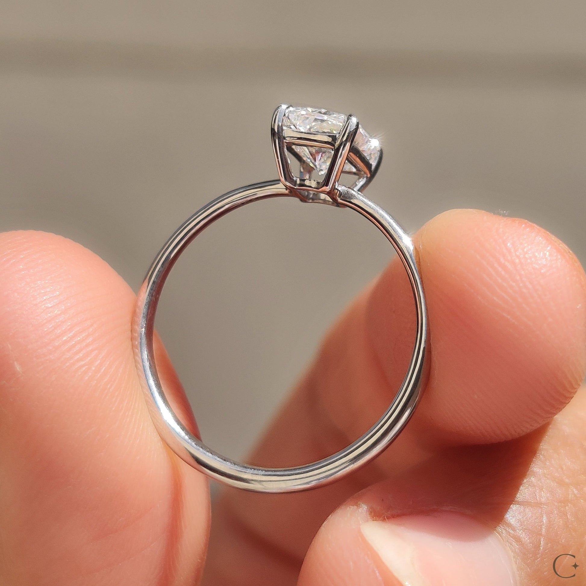 1 CT Radiant Solitaire Moissanite Engagement Ring