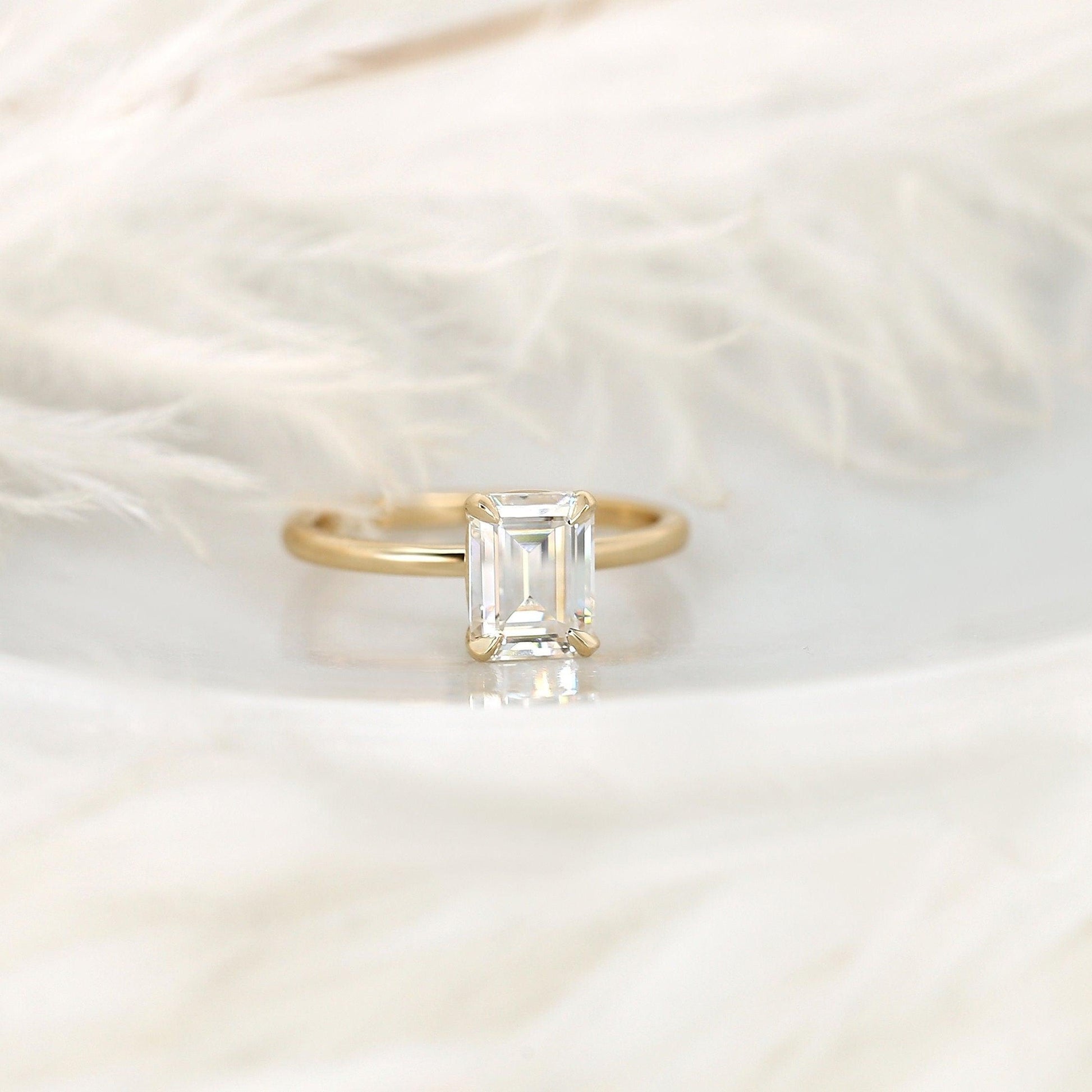 1.75 CT Emerald Solitaire Moissanite Engagement Ring