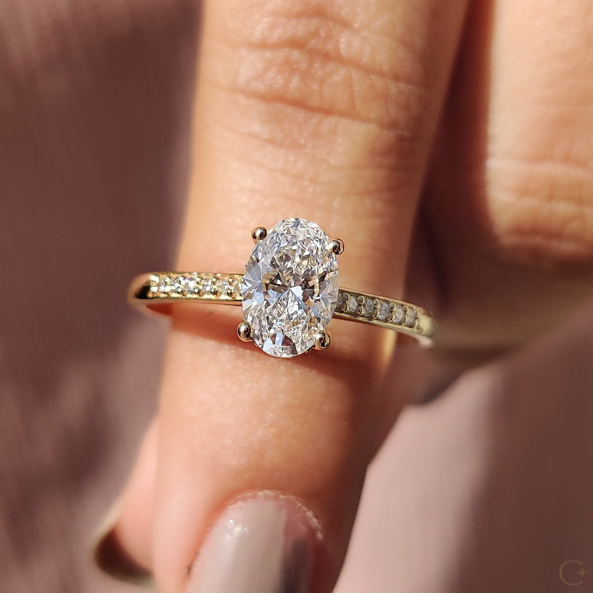 1 CT Oval Pave Moissanite Engagement Ring