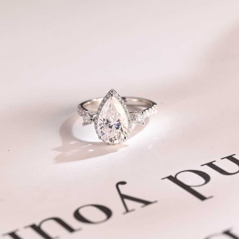 2.0 CT Pear Pave & Halo Moissanite Engagement Ring