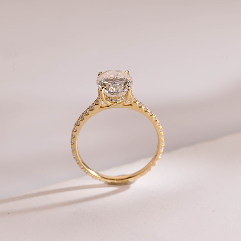 2.0 CT Oval Pave Moissanite Engagement Ring
